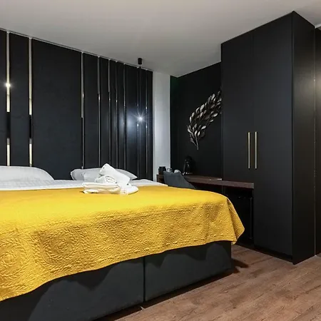 Premium Old Town * Zára